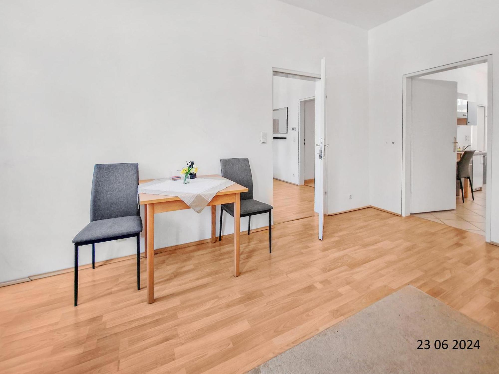 Elegant Three-Bedroom Suite Vienna Exterior photo