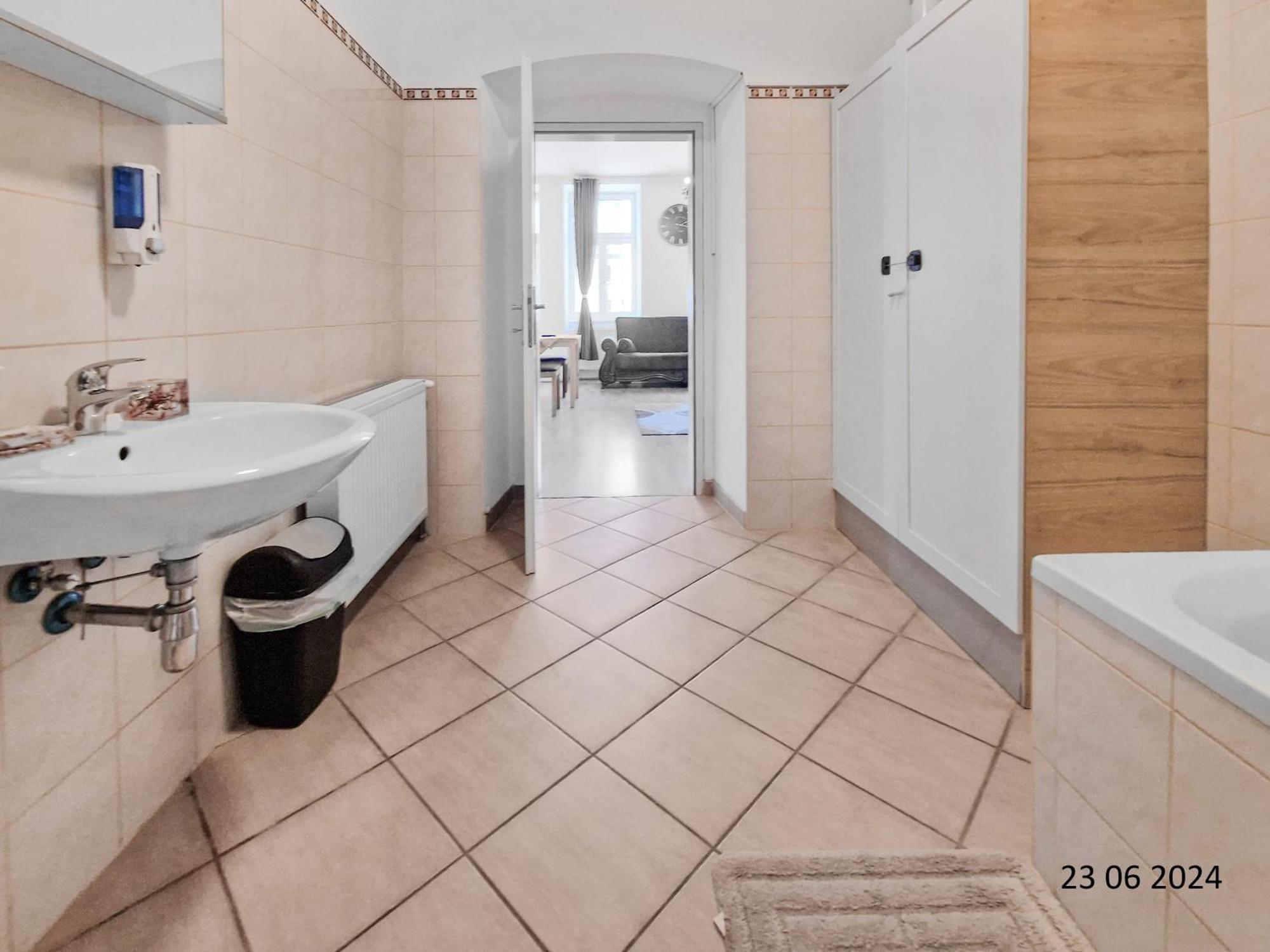 Elegant Three-Bedroom Suite Vienna Exterior photo