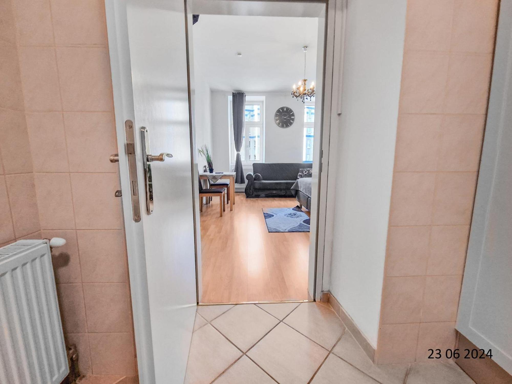 Elegant Three-Bedroom Suite Vienna Exterior photo