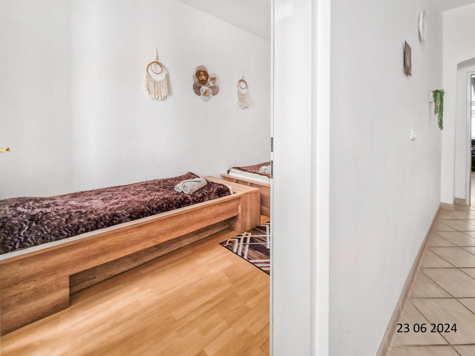 Elegant Three-Bedroom Suite Vienna Exterior photo