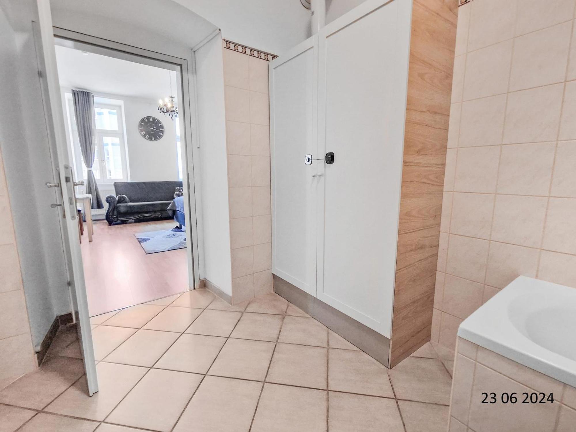 Elegant Three-Bedroom Suite Vienna Exterior photo