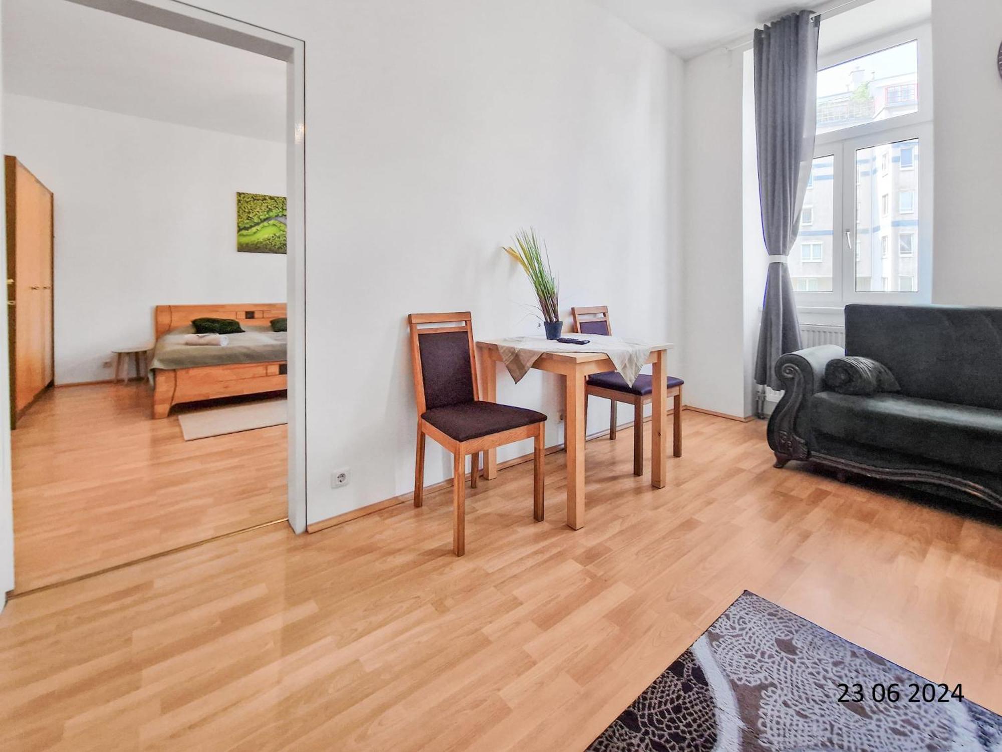 Elegant Three-Bedroom Suite Vienna Exterior photo
